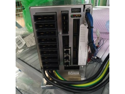 OMRON E5ZW-DN04-B TEMPERATURE CONTROLLER